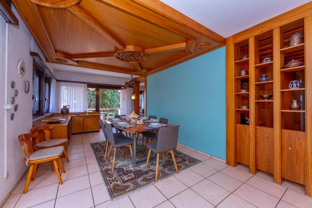 Casa Bader room 6